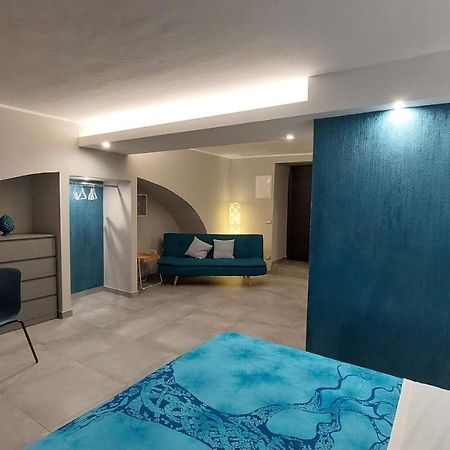 I 3 Principi, Garibaldi Suites คาตาเนีย ภายนอก รูปภาพ