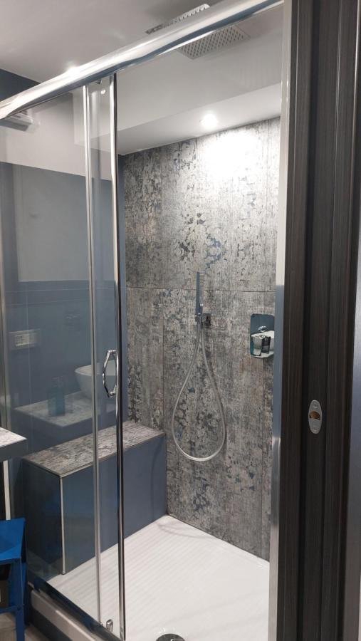 I 3 Principi, Garibaldi Suites คาตาเนีย ภายนอก รูปภาพ