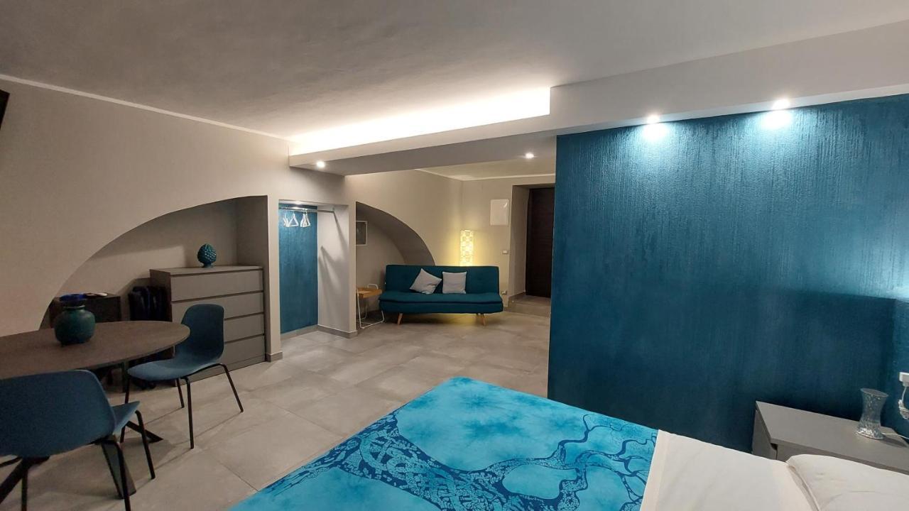 I 3 Principi, Garibaldi Suites คาตาเนีย ภายนอก รูปภาพ